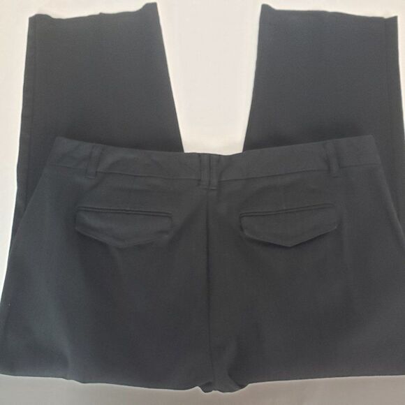 G. H. Bass & Co Black Cropped Pants womens size 10 L - Picture 5 of 6